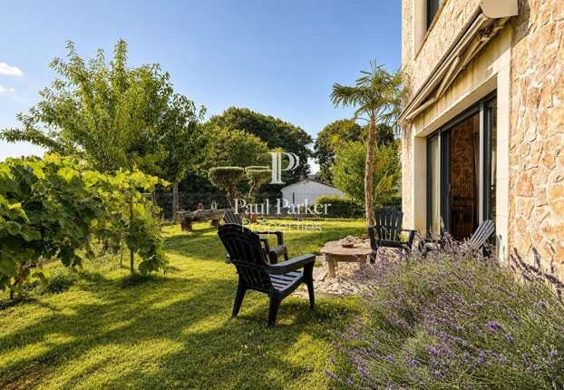 Maison 7 pièces 240 m² · à Floirac · 240 m² · 730 000 €
