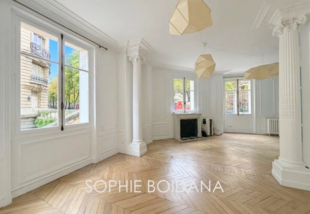 Appartement 7 pièces 224 m² · à Muette Nord, Paris 16ème · 224 m² · 2 390 000 €