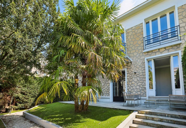 Maison 12 pièces 350 m² · à Vincennes · 350 m² · 4 200 000 €