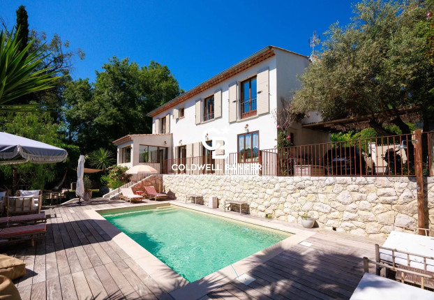 Maison 5 pièces 165 m² · à Saint-Paul-de-Vence · 165 m² · 1 395 000 €