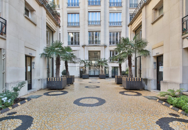 Appartement 4 pièces 97 m² · à Dupleix-Motte Picquet, Paris 15ème · 96,5 m² · 999 000 €