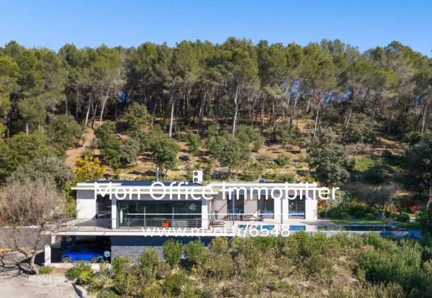 Maison 6 pièces 280 m² · à Bouc-Bel-Air · 280 m² · 2 275 000 €
