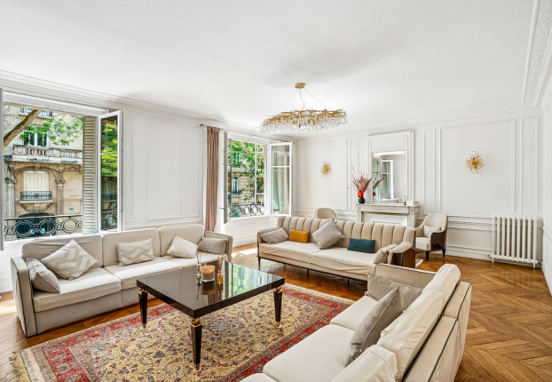 Appartement 6 pièces 213 m² · à Auteuil Nord, Paris 16ème · 212,6 m² · 2 380 000 €