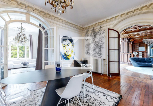 Maison 10 pièces 250 m² · à Cholet · 250 m² · 595 000 €
