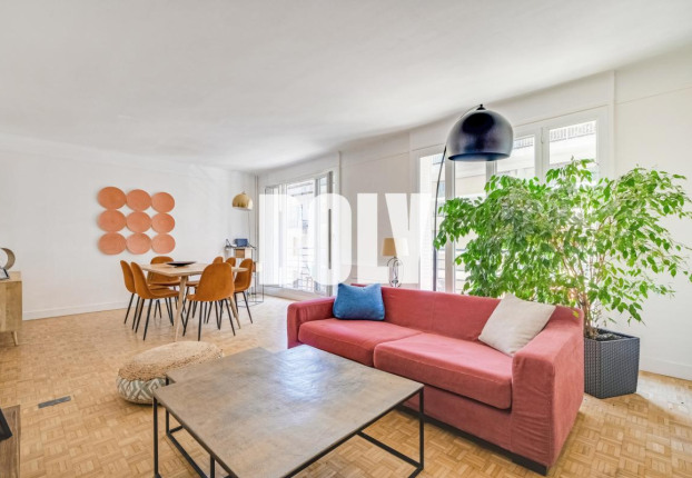 Appartement 4 pièces 97 m² · à Auteuil Sud, Paris 16ème · 97 m² · 1 050 000 €