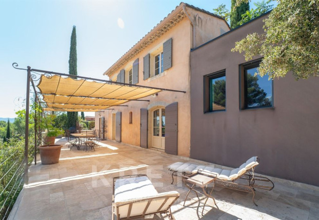 Maison 8 pièces 196 m² · à Puget · 196 m² · 840 000 €