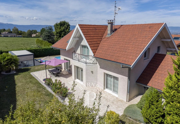 Maison 7 pièces 173 m² · à Feigères · 173 m² · 1 025 000 €