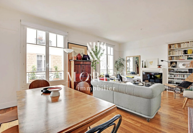 Appartement 3 pièces 105 m² · à Enfants Rouges, Paris 3ème · 105 m² · 1 298 000 €