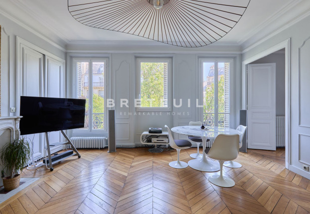 Appartement 4 pièces 126 m² · à Chateau d'Eau-Lancry, Paris 10ème · 126 m² · 1 200 000 €