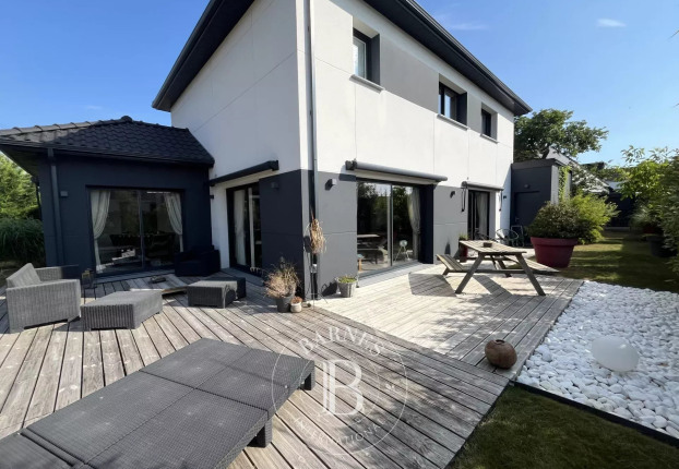 Maison 5 pièces 158 m² · à Phalempin · 158 m² · 630 000 €