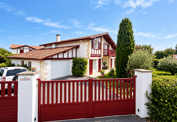 Maison 8 pièces 230 m² · à Ascain · 230 m² · 1 400 000 €