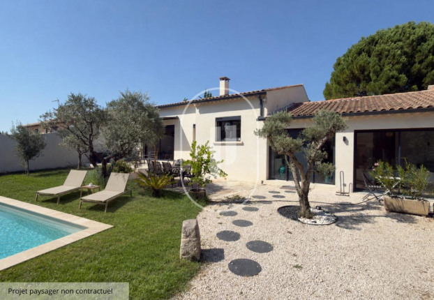 Maison 5 pièces 137 m² · à Saint-Rémy-de-Provence · 137 m² · 590 000 €