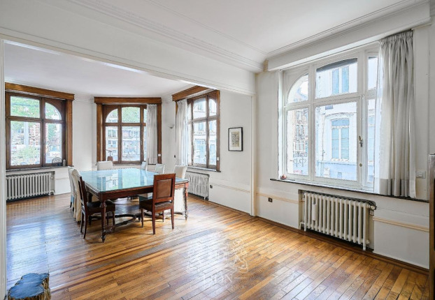 Appartement 6 pièces 180 m² · à Lille · 180 m² · 700 000 €