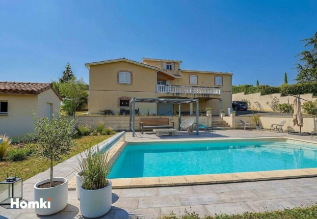 Maison 8 pièces 280 m² · à Castelnau-d'Estrétefonds · 280 m² · 590 000 €