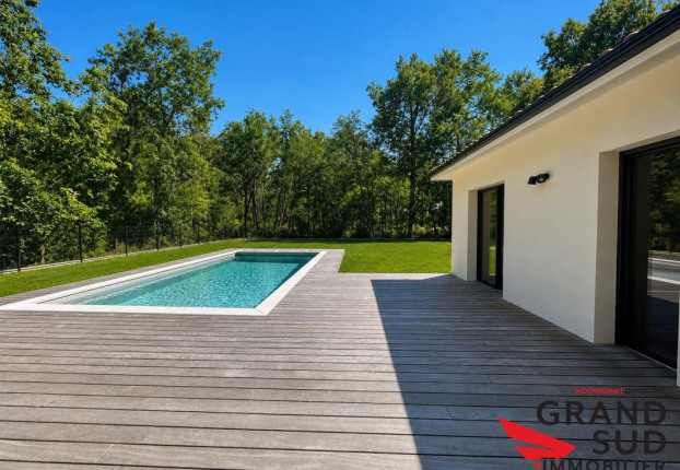 Maison 6 pièces 163 m² · à Saint-Aubin-de-Médoc · 163 m² · 720 000 €