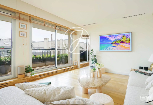 Appartement 2 pièces 60 m² · à Paris 16ème · 59,8 m² · 1 160 000 €