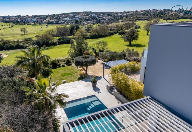 Maison 8 pièces 182 m² · à Nord, Juvignac · 182 m² · 949 000 €