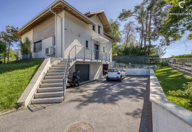 Maison 4 pièces 85 m² · à Annecy · 85 m² · 980 000 €