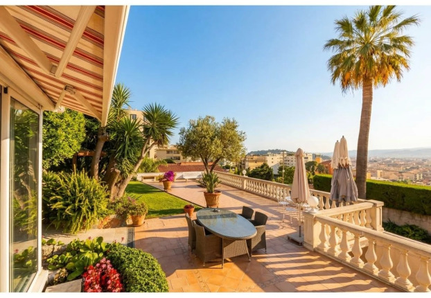 Maison 2 pièces 91 m² · à Nice · 91 m² · 890 000 €