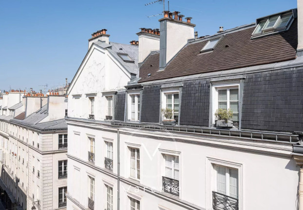 Appartement 4 pièces 93 m² · à Saint Thomas d'Aquin, Paris 7ème · 92,8 m² · 1 635 000 €