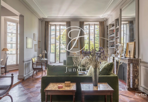 Appartement 4 pièces 115 m² · à Archives, Paris 3ème · 114,7 m² · 1 950 000 €