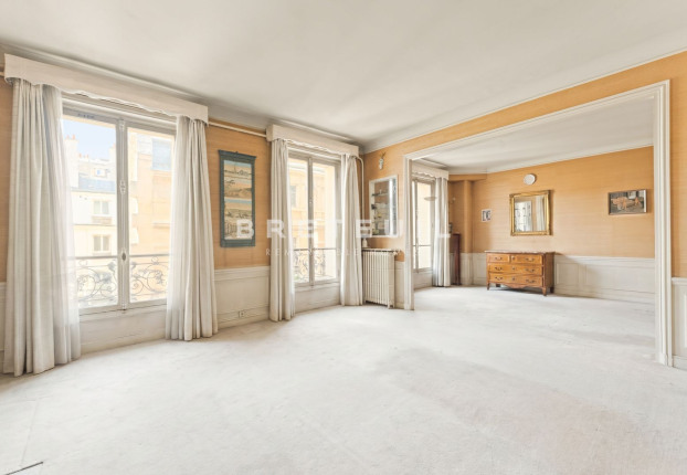 Appartement 7 pièces 136 m² · à Paris 16ème · 136 m² · 1 650 000 €