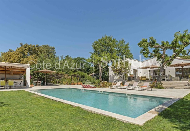 Maison 8 pièces 300 m² · à Grimaud · 300 m² · 2 600 000 €