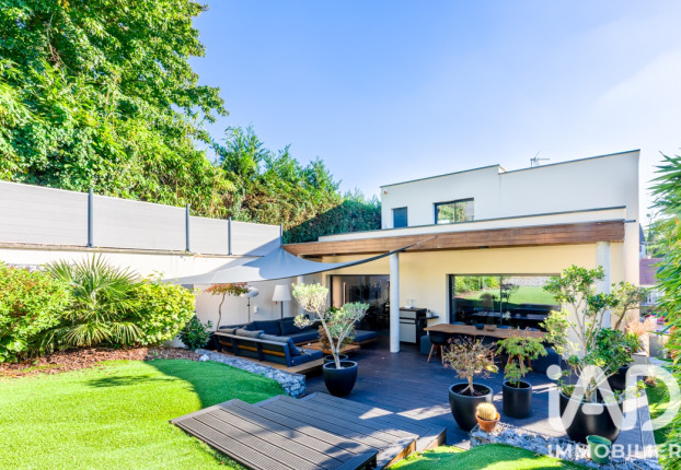 Maison 7 pièces 221 m² · à La Meth, Osny · 221,1 m² · 890 000 €