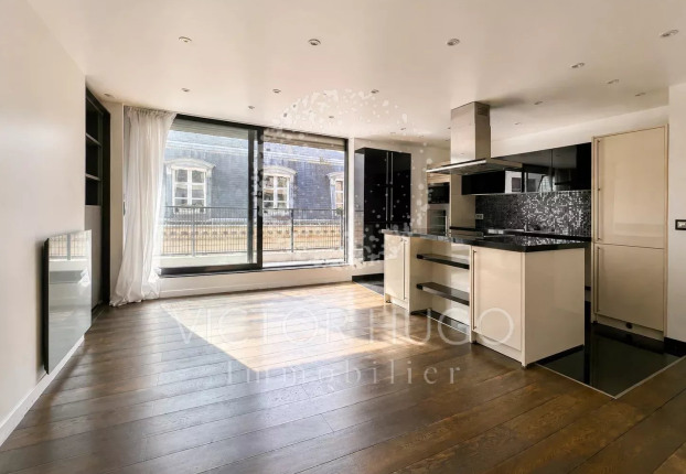 Appartement 3 pièces 66 m² · à Porte Dauphine, Paris 16ème · 65,7 m² · 900 000 €