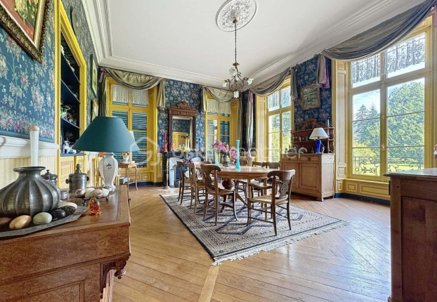 Maison 12 pièces 414 m² · à Saint-Joseph · 414 m² · 589 000 €