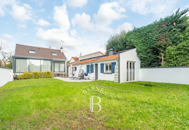 Maison 6 pièces 122 m² · à Chatou · 122 m² · 890 000 €