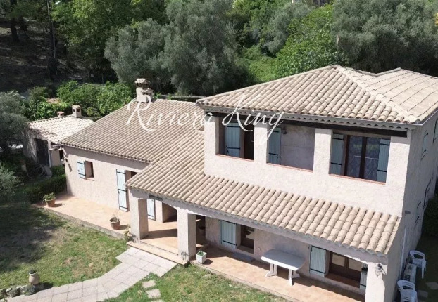 Maison 6 pièces 180 m² · à Villefranche-sur-Mer · 180 m² · 1 750 000 €