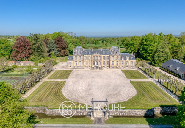 Maison 26 pièces 1100 m² · à Bayeux · 1 100 m² · 2 730 000 €