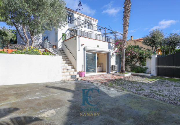 Maison 4 pièces 145 m² · à Cap Nègre-Cap Sicié, Six-Fours-les-Plages · 145 m² · 759 000 €