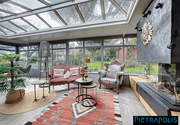 Maison 7 pièces 200 m² · à Saint-Laurent-d'Agny · 200 m² · 699 000 €