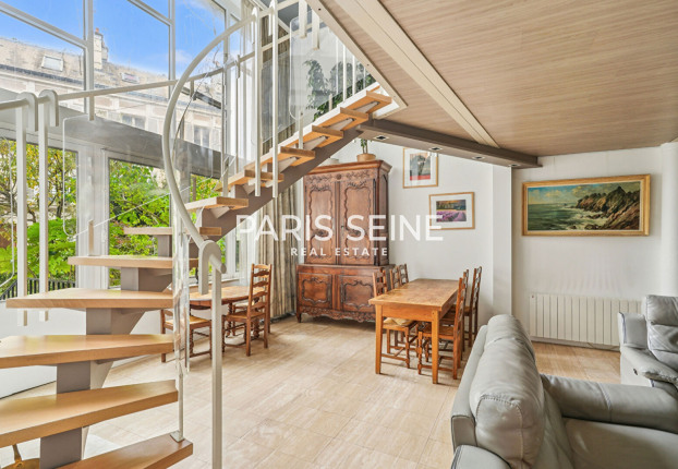 Appartement 5 pièces 131 m² · à Saint Placide, Paris 6ème · 131 m² · 1 500 000 €