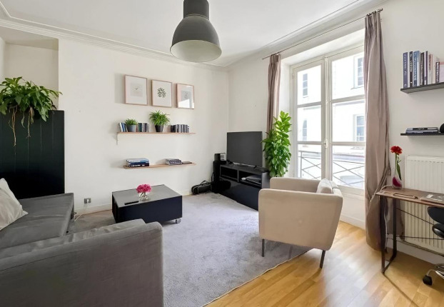 Appartement 4 pièces 90 m² · à Monnaie, Paris 6ème · 90 m² · 1 295 000 €