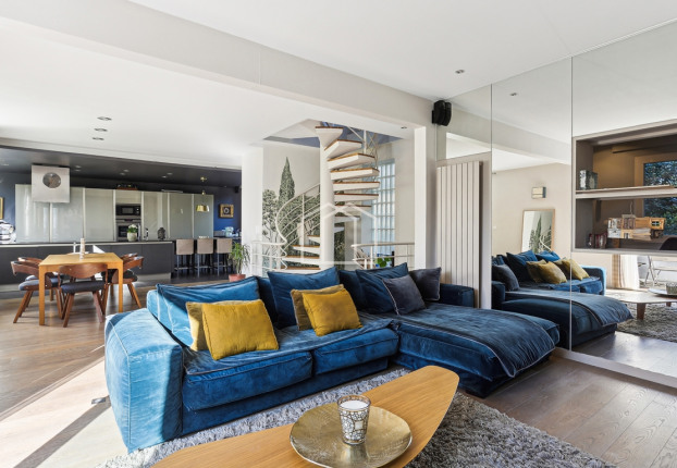 Maison 8 pièces 246 m² · à Plateau Ouest, Suresnes · 246 m² · 1 490 000 €