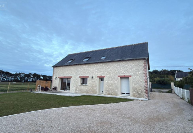 Maison 5 pièces 152 m² · à Mettray · 152 m² · 490 000 €