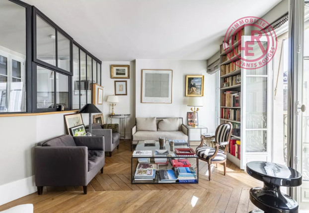 Appartement 2 pièces 61 m² · à Saint Thomas d'Aquin, Paris 7ème · 61,1 m² · 1 050 000 €