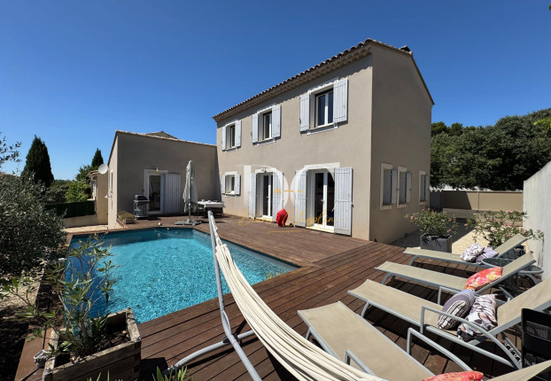 Maison 4 pièces 105 m² · à Saint-Rémy-de-Provence · 105 m² · 510 000 €