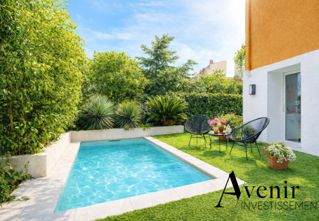 Maison 8 pièces 365 m² · à Croix Rousse-Centre, Lyon 4ème · 364,7 m² · 2 295 000 €
