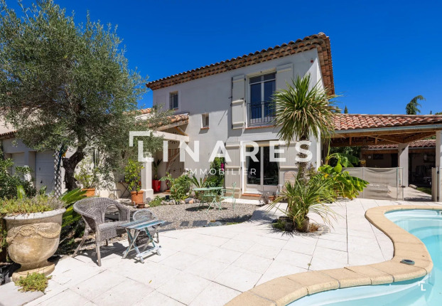 Maison 5 pièces 123 m² · à La Valentine, Marseille 11ème · 123 m² · 729 000 €