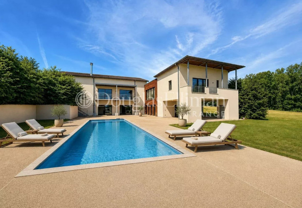 Maison 8 pièces 535 m² · à Bouliac · 535 m² · 2 299 000 €