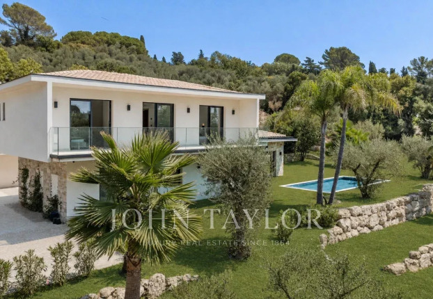 Maison 5 pièces 184 m² · à Village-le Val-Cabrieres, Mougins · 184,3 m² · 2 300 000 €