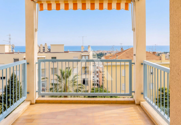 Appartement 4 pièces 83 m² · à Beausoleil · 83 m² · 750 000 €