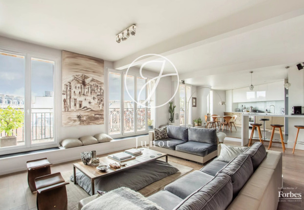Appartement 5 pièces 146 m² · à Courcelles-Wagram, Paris 17ème · 145,5 m² · 1 995 000 €