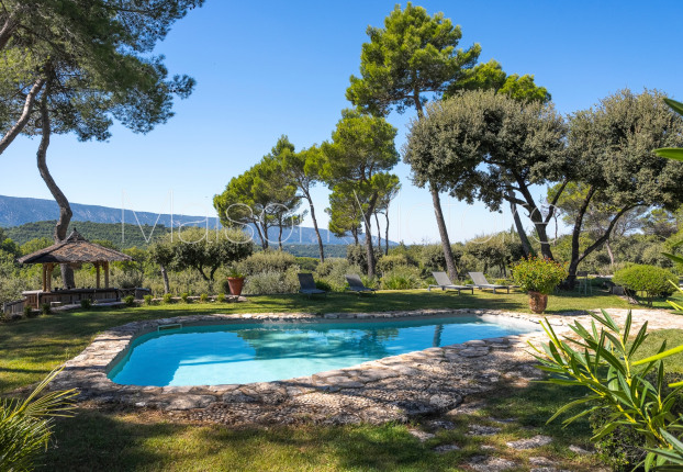 Maison 13 pièces 500 m² · à Ménerbes · 500 m² · 4 500 000 €