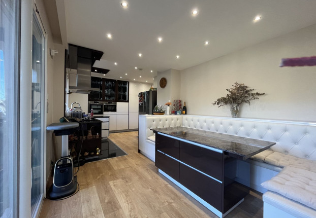 Maison 4 pièces 142 m² · à Marseille 12ème · 142 m² · 550 000 €