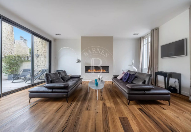 Maison 8 pièces 250 m² · à Saint-Germain-en-Laye · 250 m² · 2 500 000 €